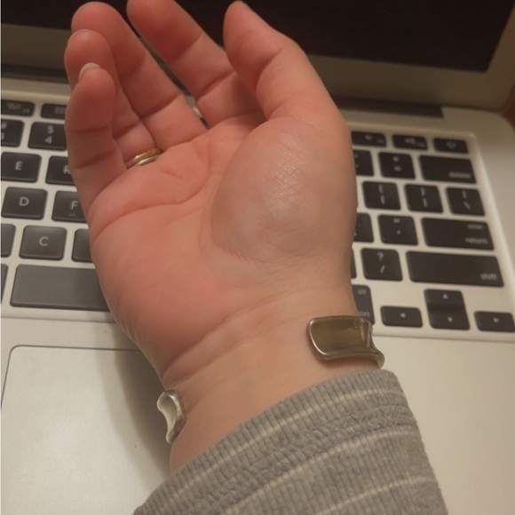Vintage 1997 Tiffany & Co. Silver open cuff bangle bracelet ALONE - Picture 5 of 7
